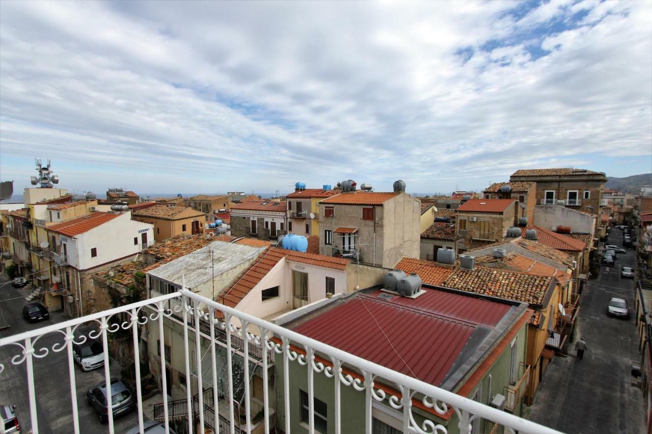 Case Vacanza Le Casette Santo Stefano di Camastra Exterior photo
