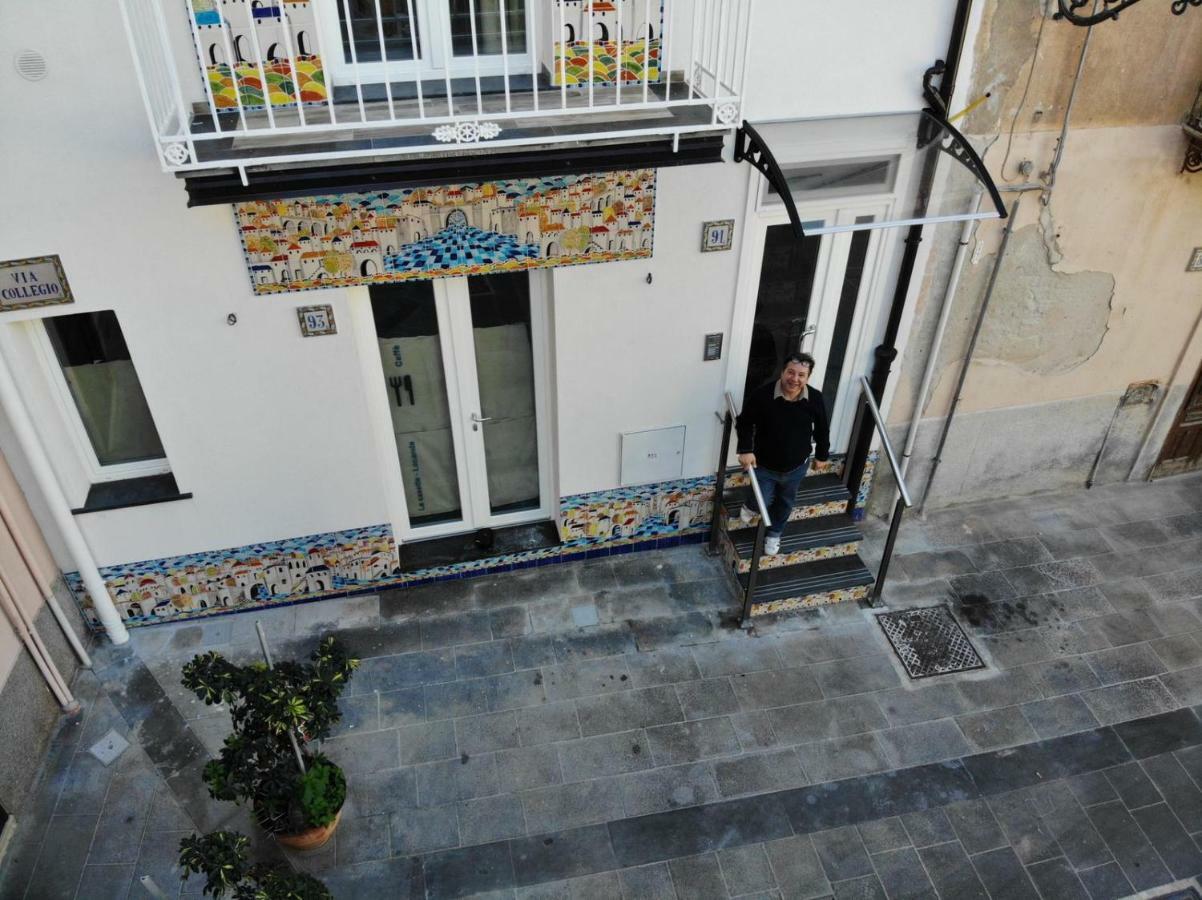 Case Vacanza Le Casette Santo Stefano di Camastra Exterior photo